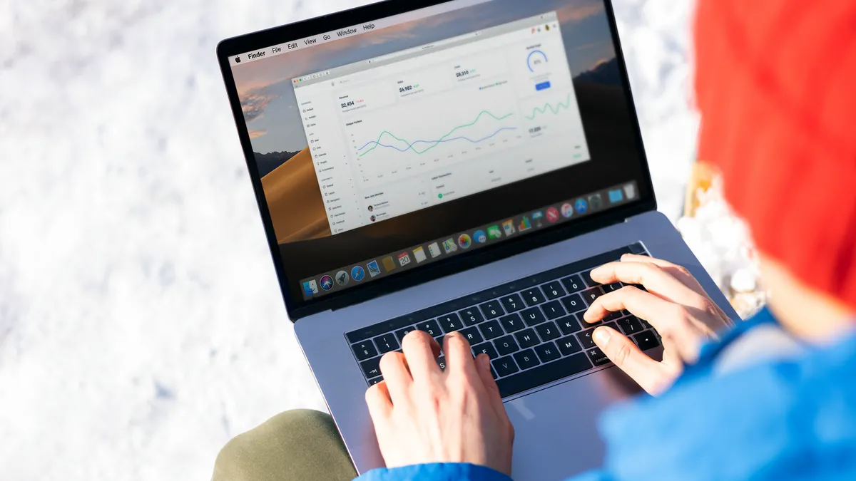 How to Build an SEO Content Strategy for a SaaS at Launch: Getting Your First 1,000 Organic Visitors with AI and Zero Editorial Budget